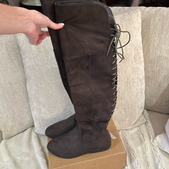 Fall Over the Knee Boots - Picture 2 of 5